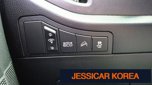 2011 Kia Sportage R - Thumbnail 7