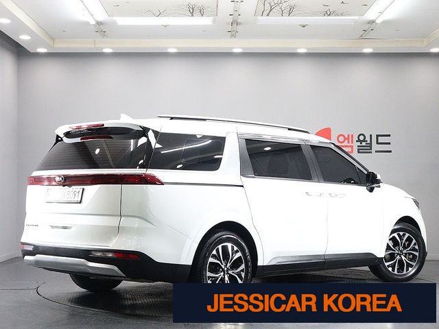 2021 Kia Carnival 4th Gen - Thumbnail 13