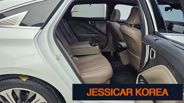 2023 Kia K8 Hybrid - Thumbnail 5