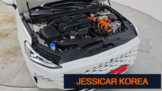 2023 Kia K8 Hybrid - Thumbnail 9