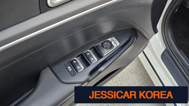 2022 Kia K5 Hybrid 3rd Generation - Thumbnail 8