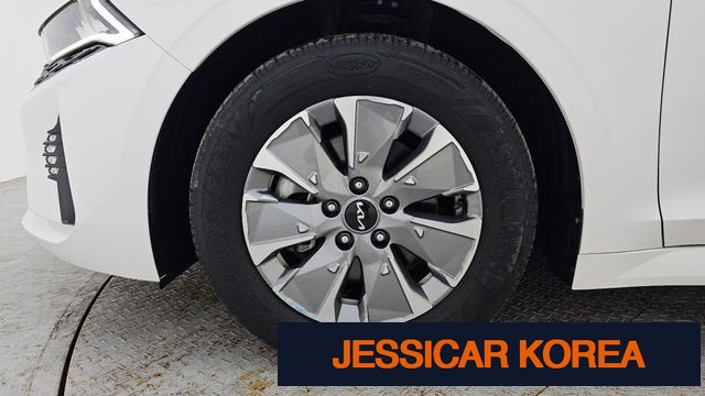 2022 Kia K5 Hybrid 3rd Generation - Thumbnail 9
