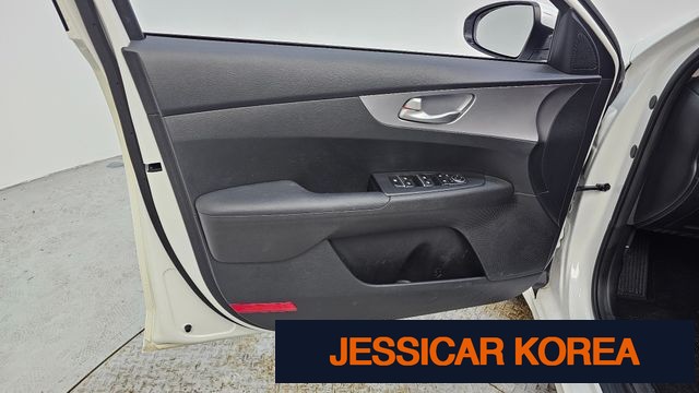 2022 Kia The New K3 2nd Generation - Thumbnail 9