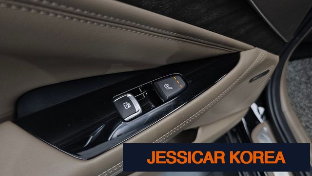 2023 Kia K8 Hybrid - Thumbnail 2