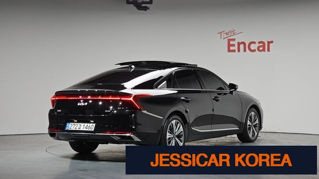 2023 Kia K8 Hybrid - Thumbnail 14