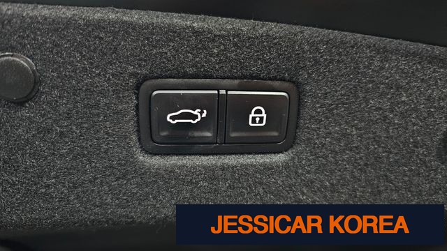 2023 Kia K8 Hybrid - Thumbnail 17