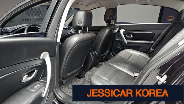 2017 Renault Korea SM5 Nova - Thumbnail 17