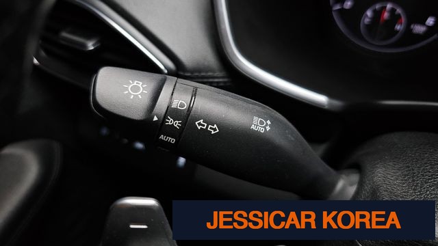 2021 Hyundai The New Santa Fe - Thumbnail 3