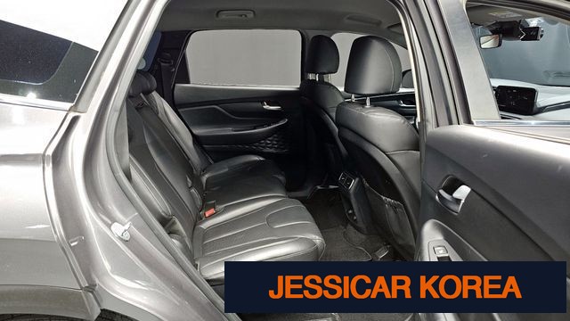 2021 Hyundai The New Santa Fe - Thumbnail 5