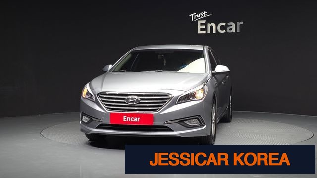 2016 Hyundai LF Sonata - Thumbnail 19