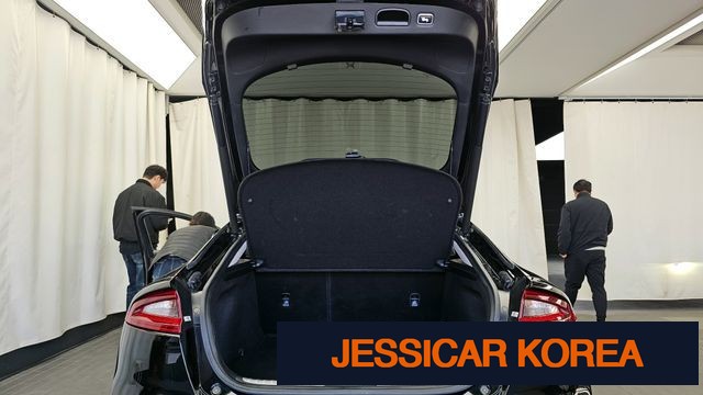 2018 Kia Stinger - Thumbnail 14