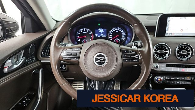 2018 Kia Stinger - Thumbnail 17