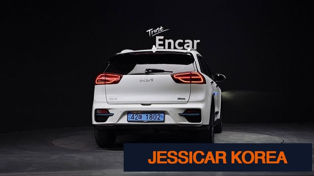 2022 Kia Niro EV - Thumbnail 9