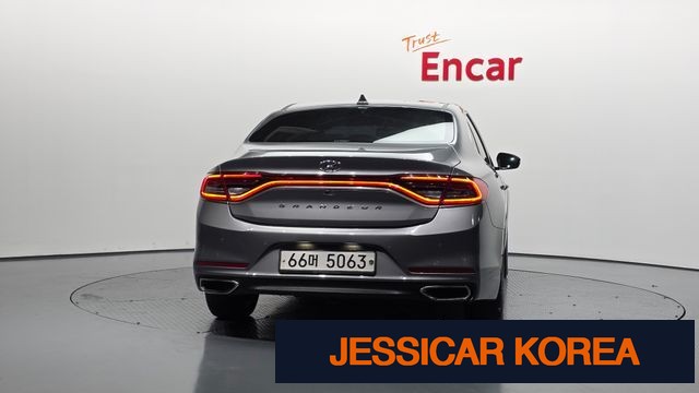 2018 Hyundai Grandeur IG - Thumbnail 19