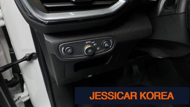 2022 Chevrolet Trailblazer - Thumbnail 2