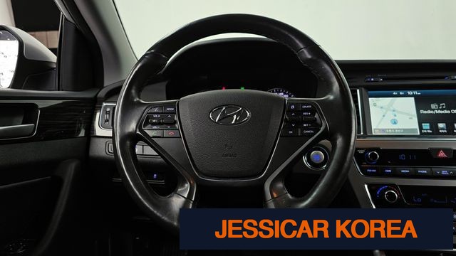 2016 Hyundai LF Sonata - Thumbnail 5
