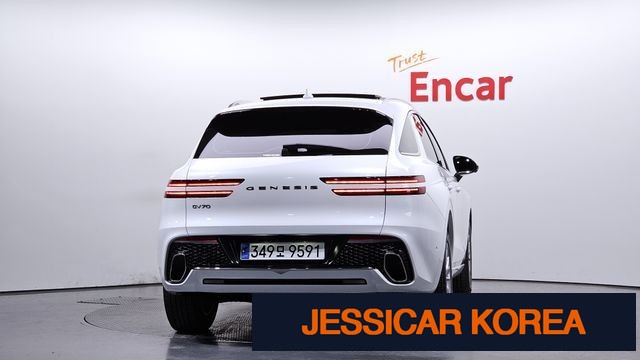 2024 Genesis GV70 - Thumbnail 4