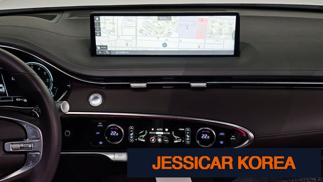 2024 Genesis GV70 - Thumbnail 8