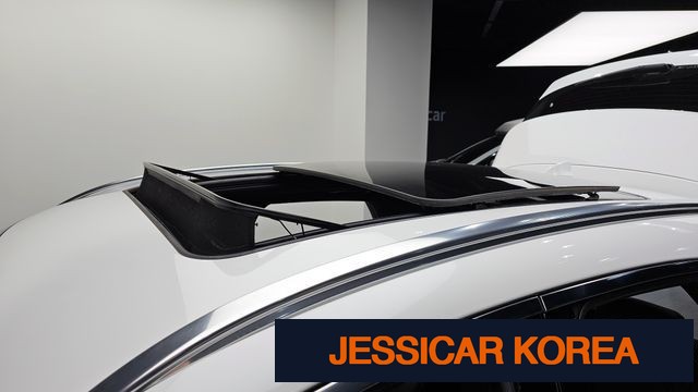 2024 Genesis GV70 - Thumbnail 10