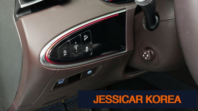 2024 Genesis GV70 - Thumbnail 12