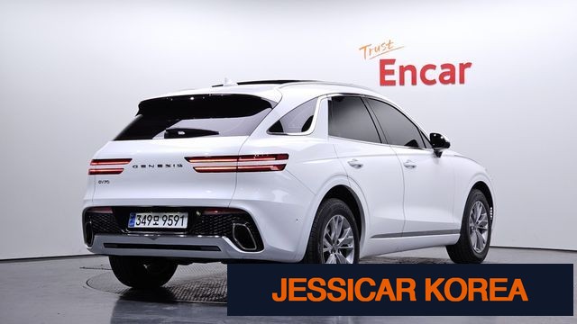 2024 Genesis GV70 - Thumbnail 13