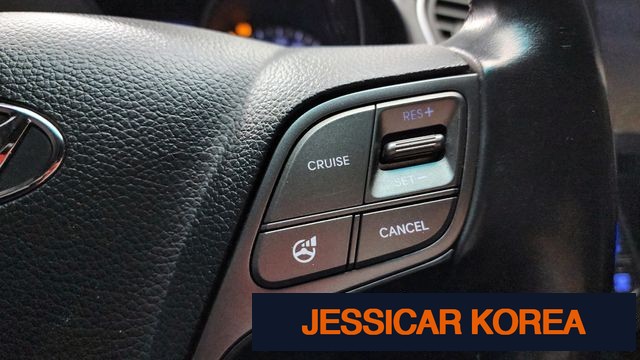 2013 Hyundai Santa Fe DM - Thumbnail 3