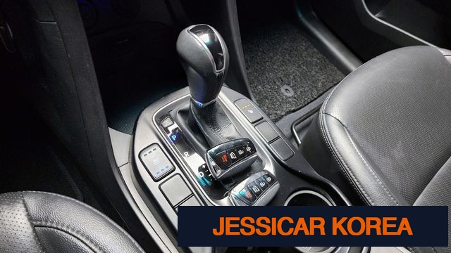 2013 Hyundai Santa Fe DM - Thumbnail 6