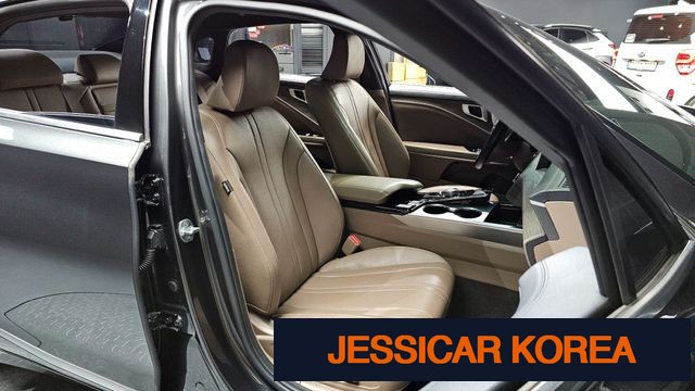 2022 Kia K8 - Thumbnail 4
