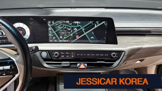 2022 Kia K8 - Thumbnail 12