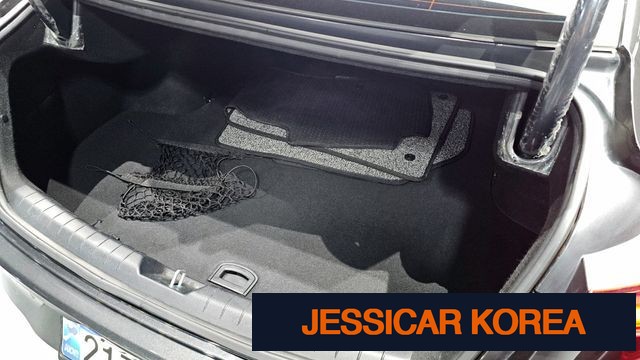 2022 Kia K8 - Thumbnail 18