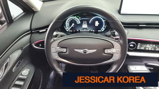 2022 Genesis GV70 - Thumbnail 16