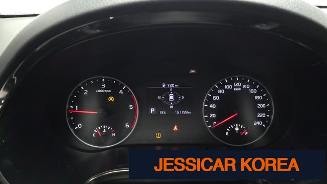 2021 Kia Seltos - Thumbnail 8