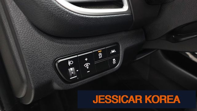 2021 Kia Seltos - Thumbnail 9