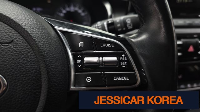 2021 Kia Seltos - Thumbnail 11