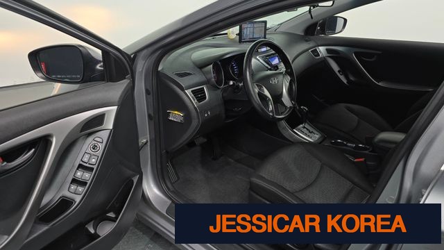 2011 Hyundai Avante MD - Thumbnail 18