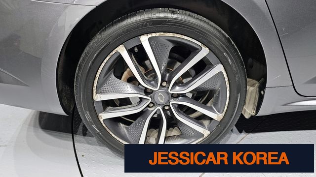 2017 Renault Korea SM6 - Thumbnail 4