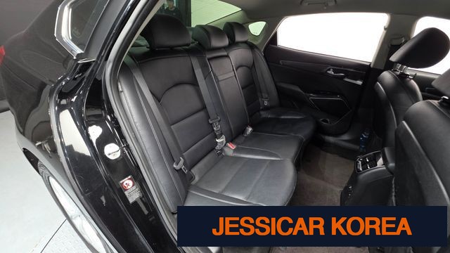 2021 Kia K7 Premier - Thumbnail 19
