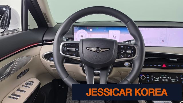 2025 Genesis GV70 - Thumbnail 11