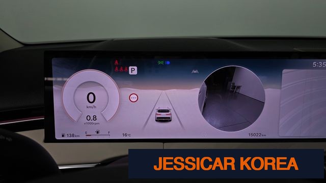 2025 Genesis GV70 - Thumbnail 13