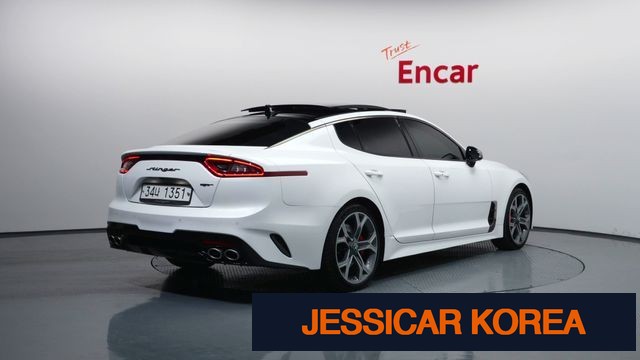 2018 Kia Stinger - Thumbnail 5