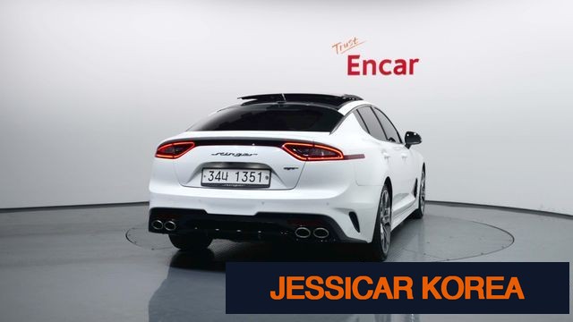 2018 Kia Stinger - Thumbnail 15