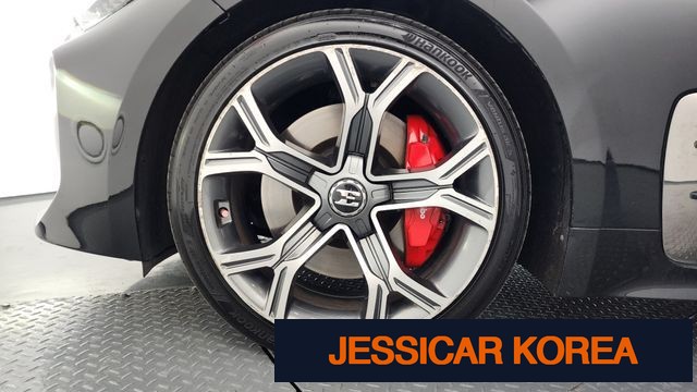 2018 Kia Stinger - Thumbnail 6