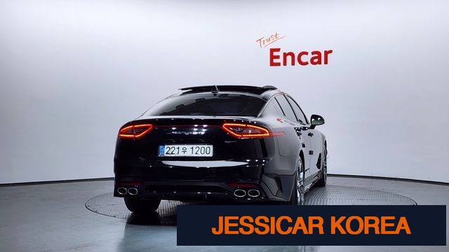 2018 Kia Stinger - Thumbnail 9