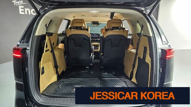 2021 Kia Carnival 4th Gen - Thumbnail 8
