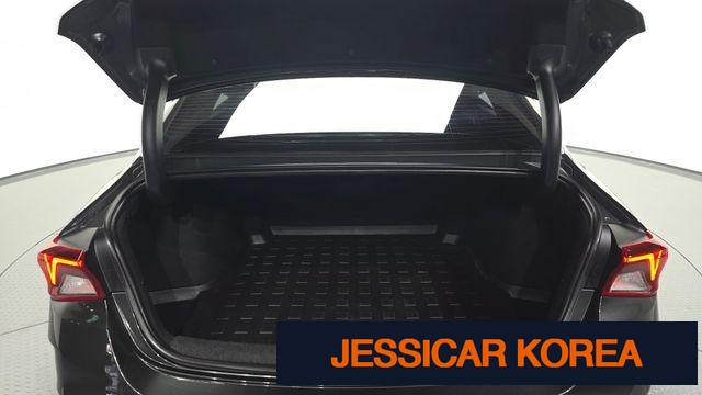 2020 Kia K5 3rd Gen - Thumbnail 10
