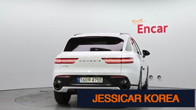 2021 Genesis GV70 - Thumbnail 2
