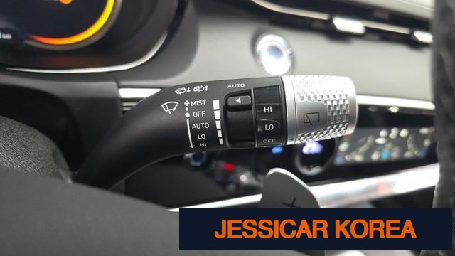 2021 Genesis GV70 - Thumbnail 12