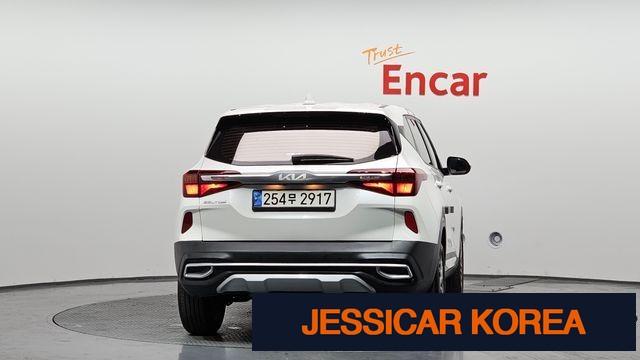 2022 Kia Seltos - Thumbnail 8