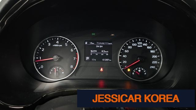 2022 Kia Seltos - Thumbnail 19