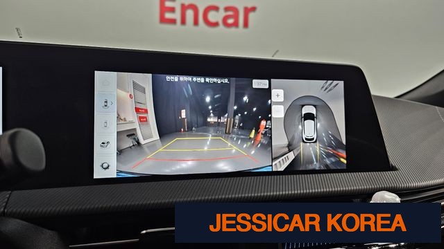 2023 Kia EV6 - Thumbnail 6